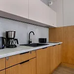 Apartament Stylish With Balcony Near Old Town By Renters